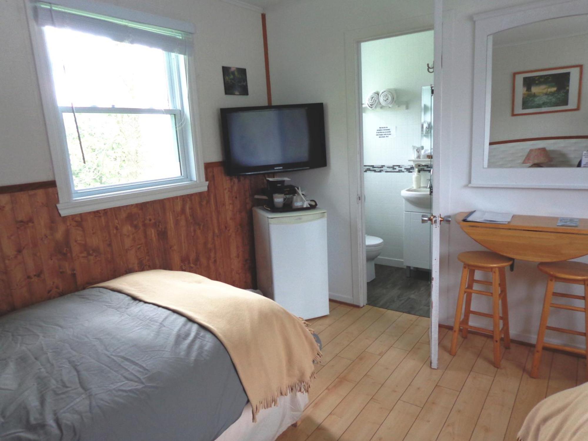 Motel Des Deux Lacs Waterloo 部屋 写真